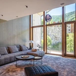 Isard Penthouse & El Tarter